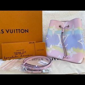 ❌SOLD❌ Limited Edition Escale NeoNoe